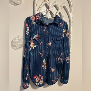 Eden and Olivia Maternity Shirt